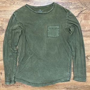 Distressed green American Eagle shirt